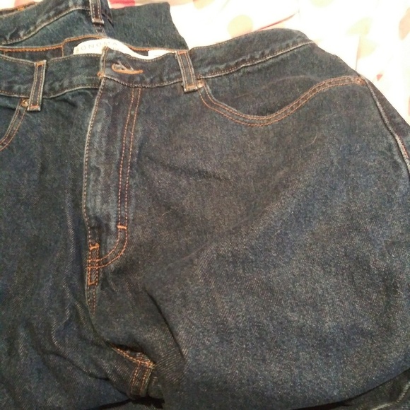 Like new 2 pair 36x30 mens jeans - Picture 3 of 3